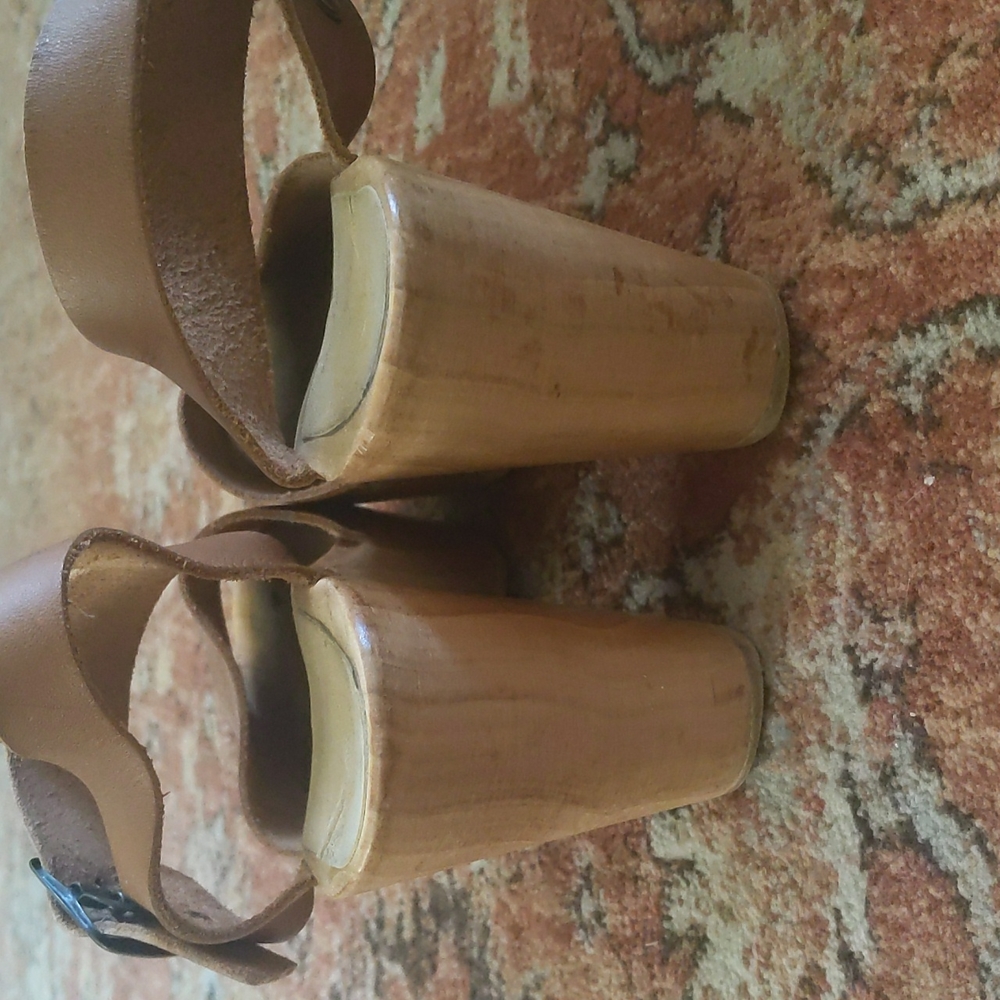 No. 6 Jane Peep-Toe Clog in Palamino - Picture 5 of 9